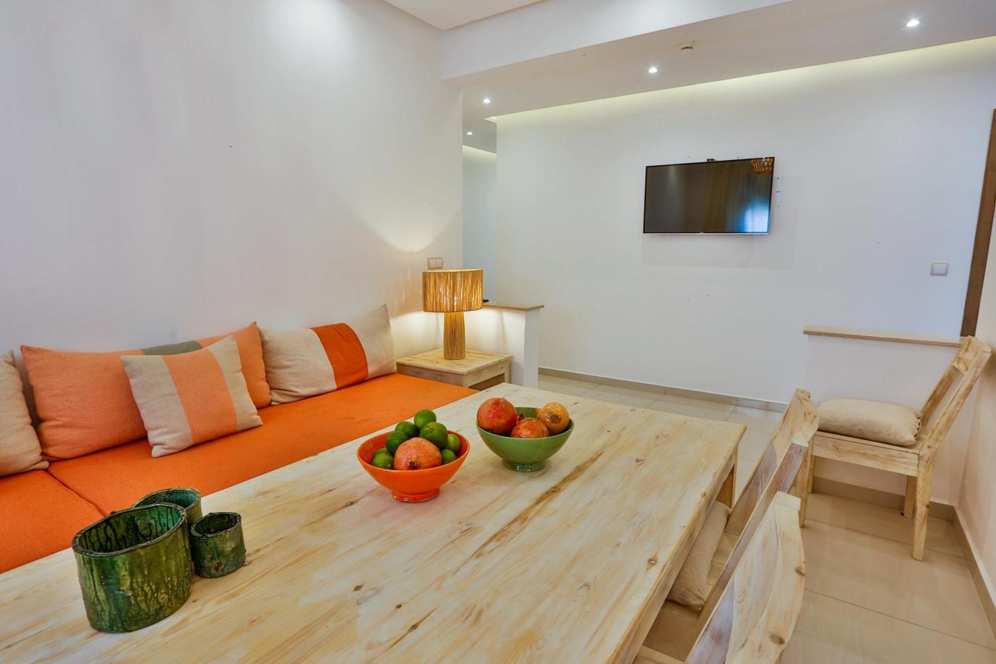 Hanah Apartments By Living Эс-Сувейра Экстерьер фото